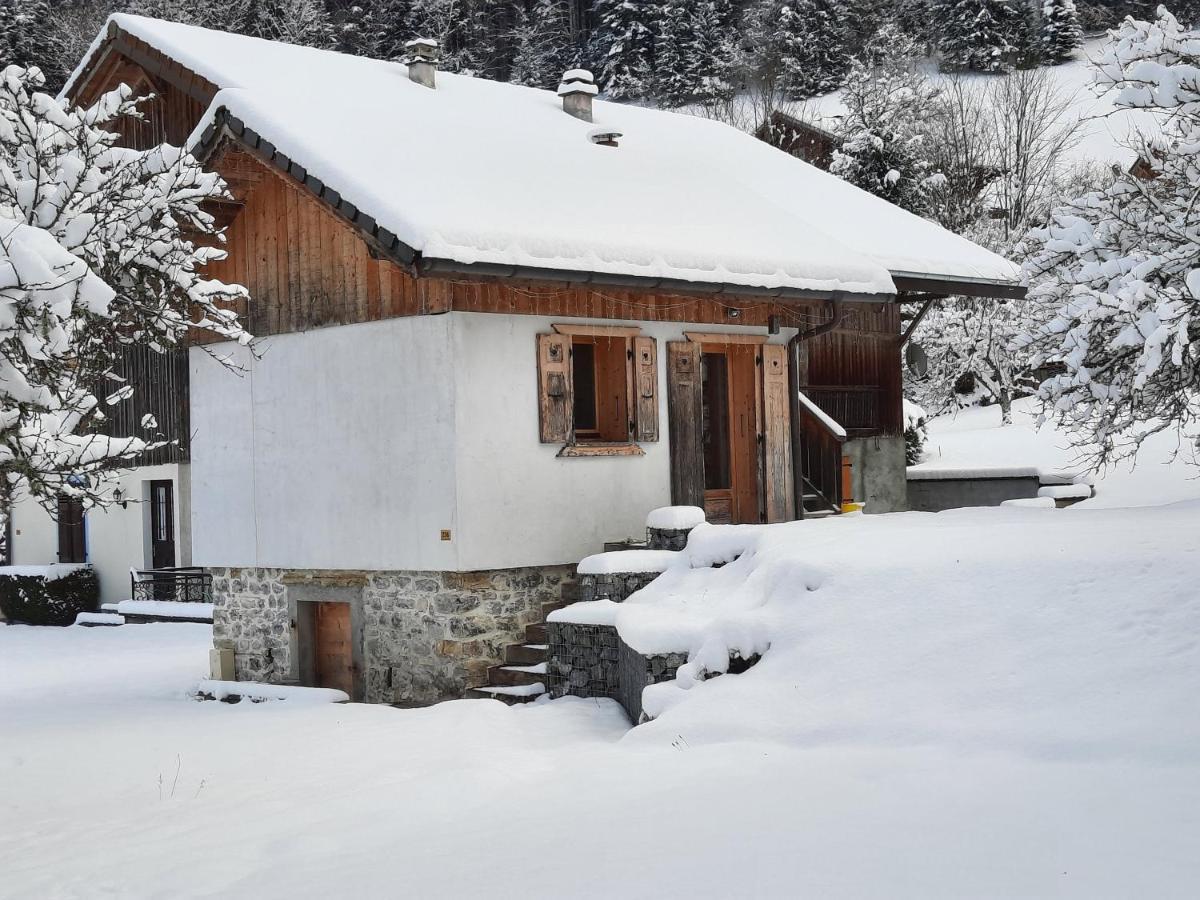 Maison d'hôtes Le petit caboin à Seytroux Extérieur photo