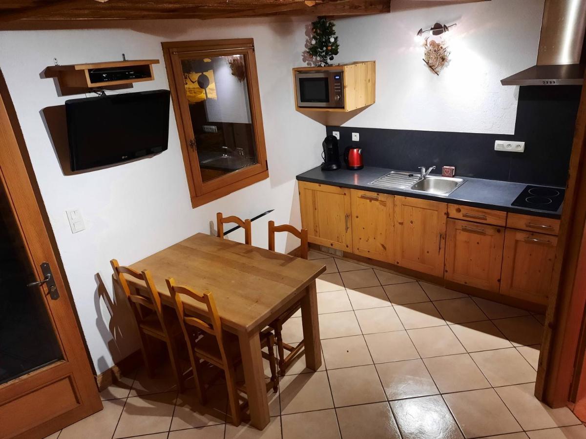 Maison d'hôtes Le petit caboin à Seytroux Extérieur photo